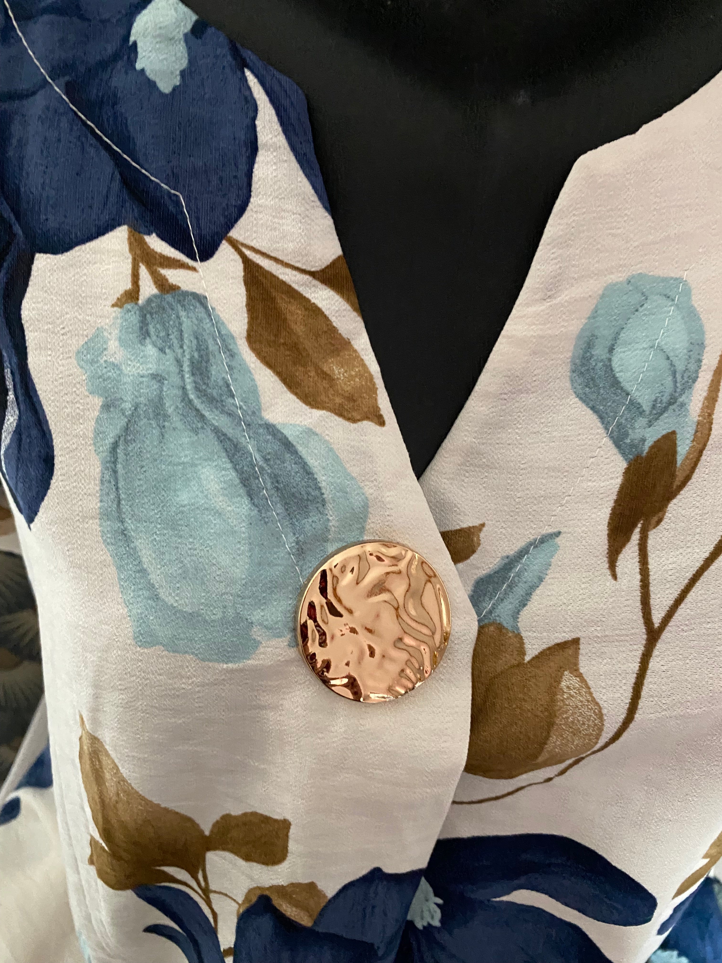 TOP VISCOSE FLEUR BLEU MARINE   TU 38/46