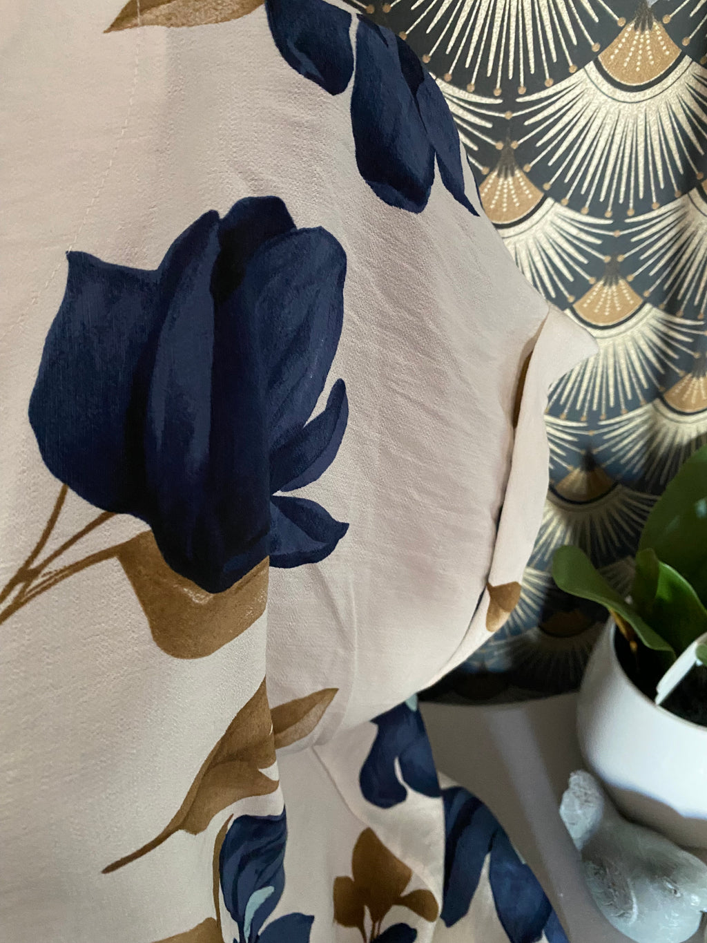 TOP VISCOSE FLEUR BLEU MARINE   TU 38/46