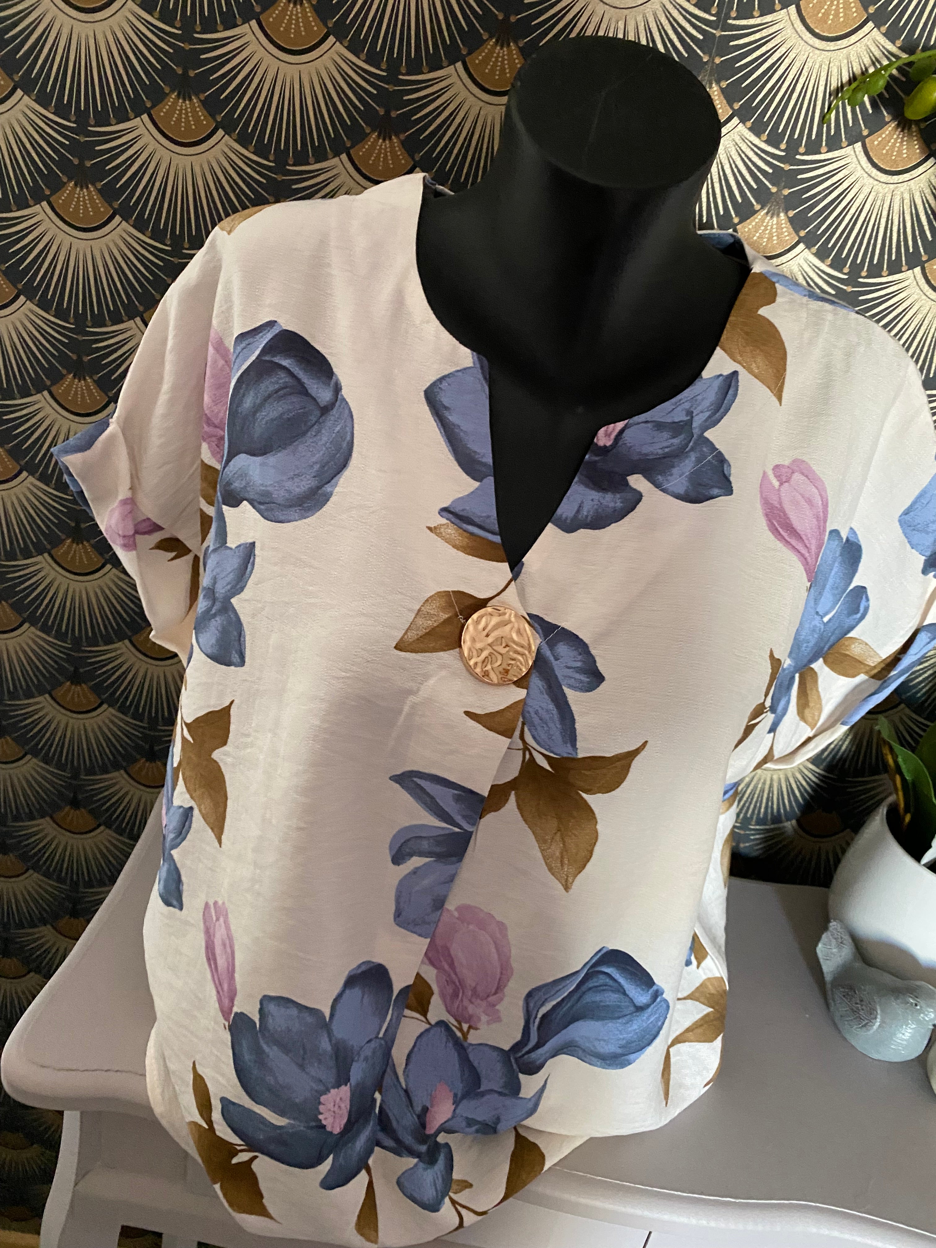 TOP VISCOSE FLEUR BLEU CIEL    TU 38/46
