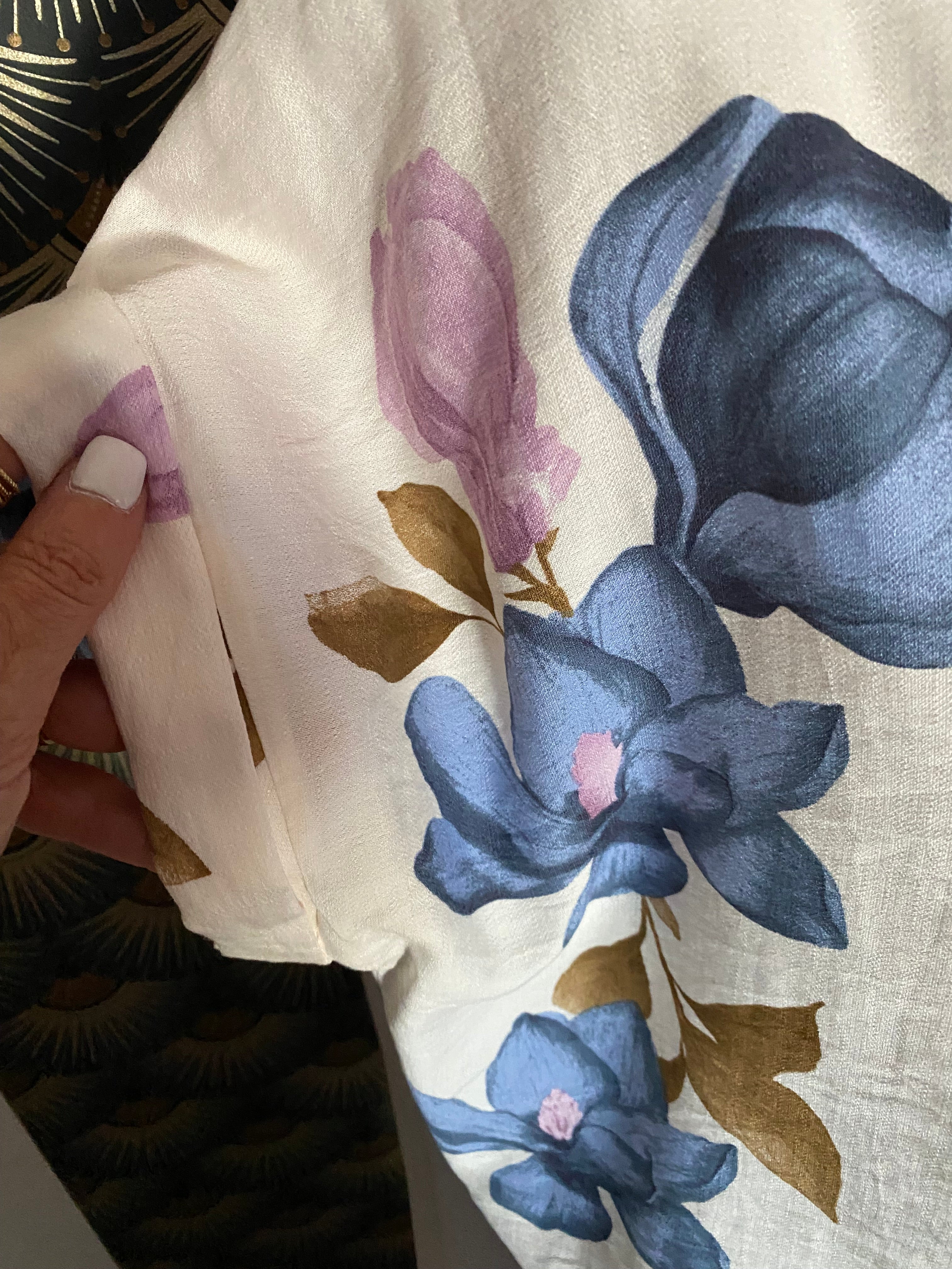 TOP VISCOSE FLEUR BLEU CIEL    TU 38/46