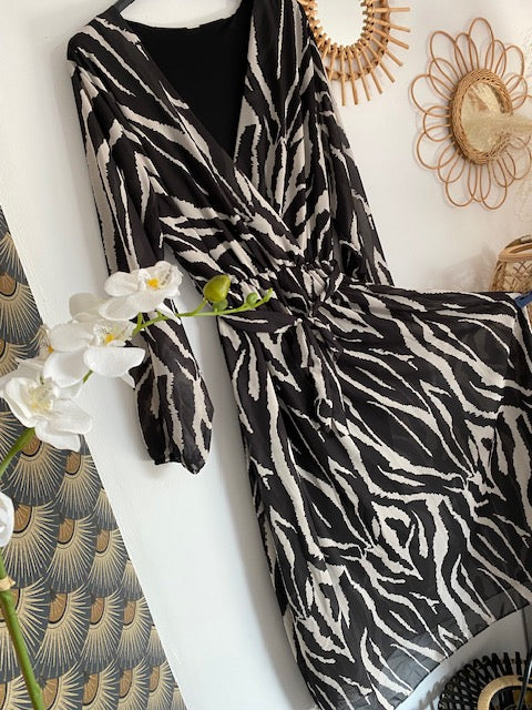 ROBE EMILIE ZEBREE  COLLECTION BELLE TAILLE 42/48