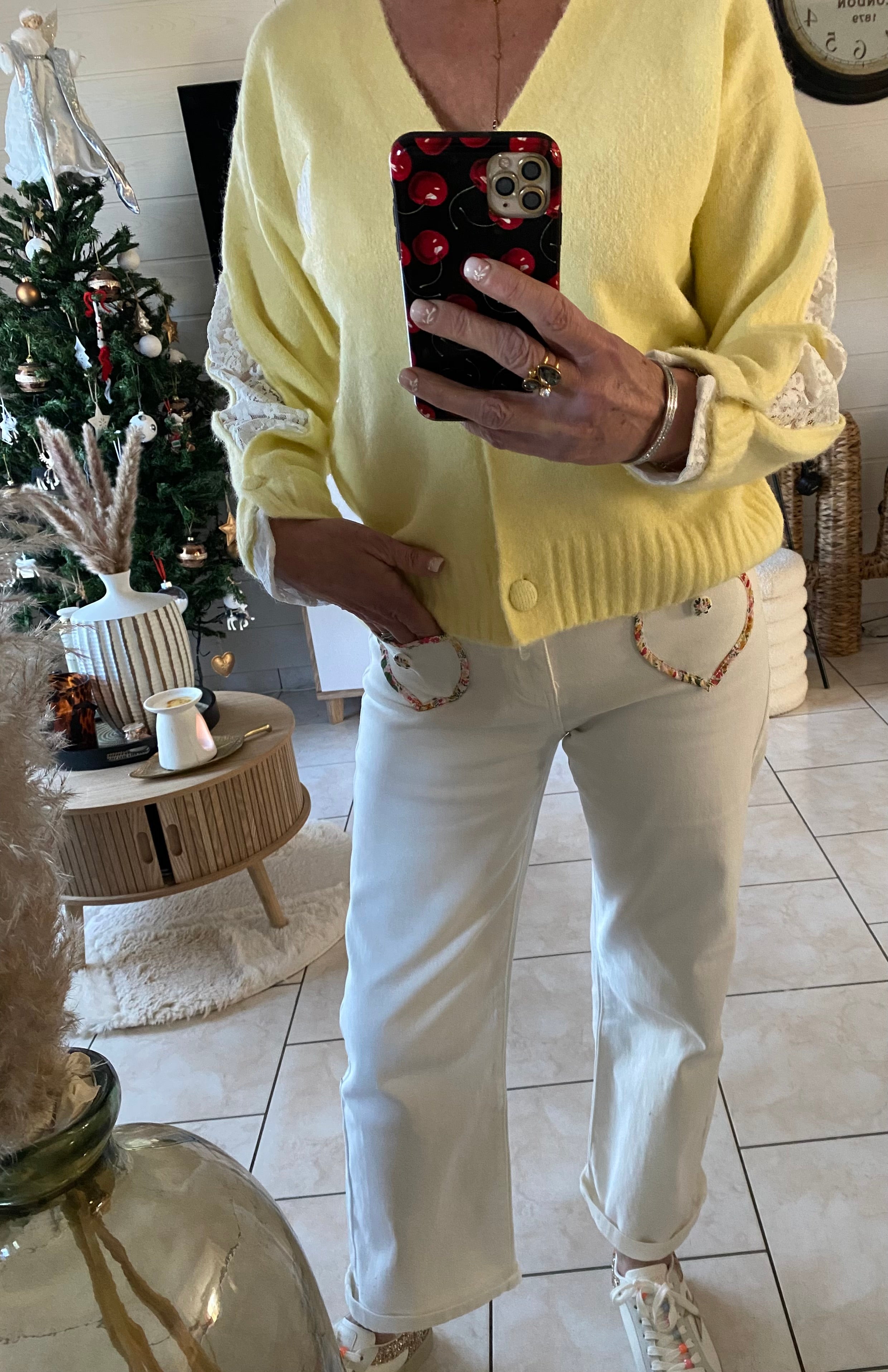 GILET LOVENA DENTELLE JAUNE   TU 36/42 petit 44